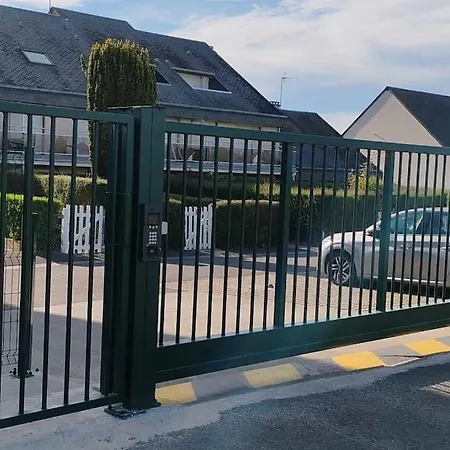Bel Pres Du Port Et De La Daire