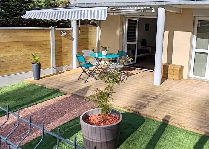 Daire Bel Pres Du Port Et De La *