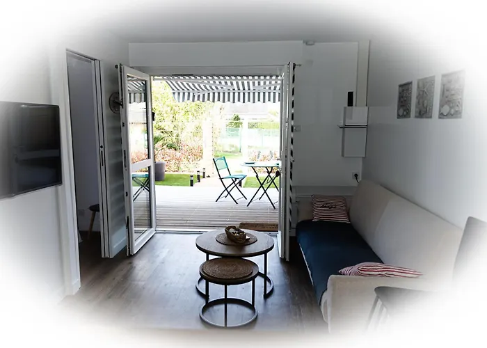 Bel Pres Du Port Et De La